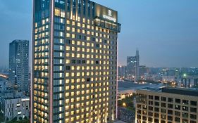 Renaissance Shanghai Caohejing Hotel